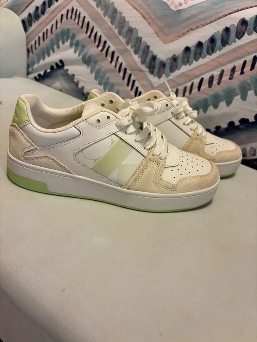 Calvin Klein trainers leather size 6 - Image 3