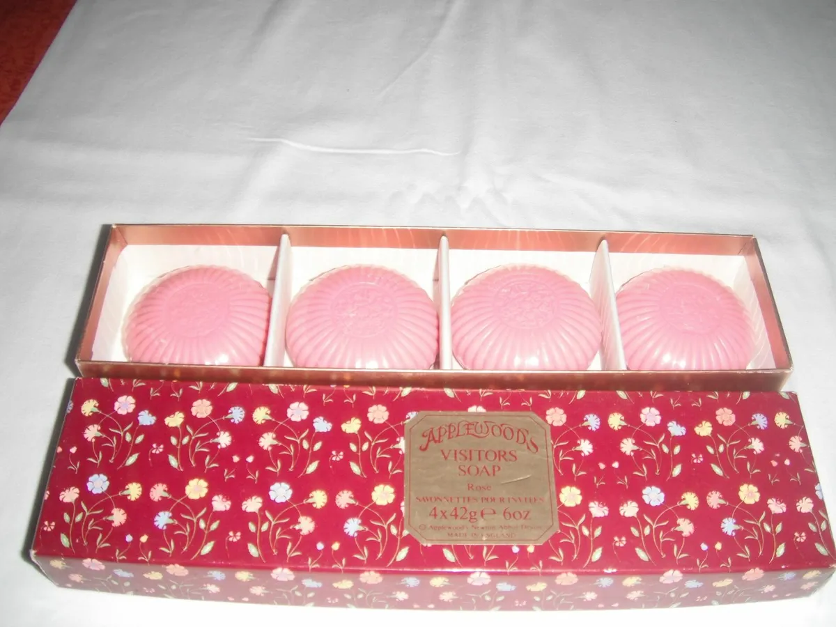 Applewoods Rose Visitors Soap set for sale - Image 2