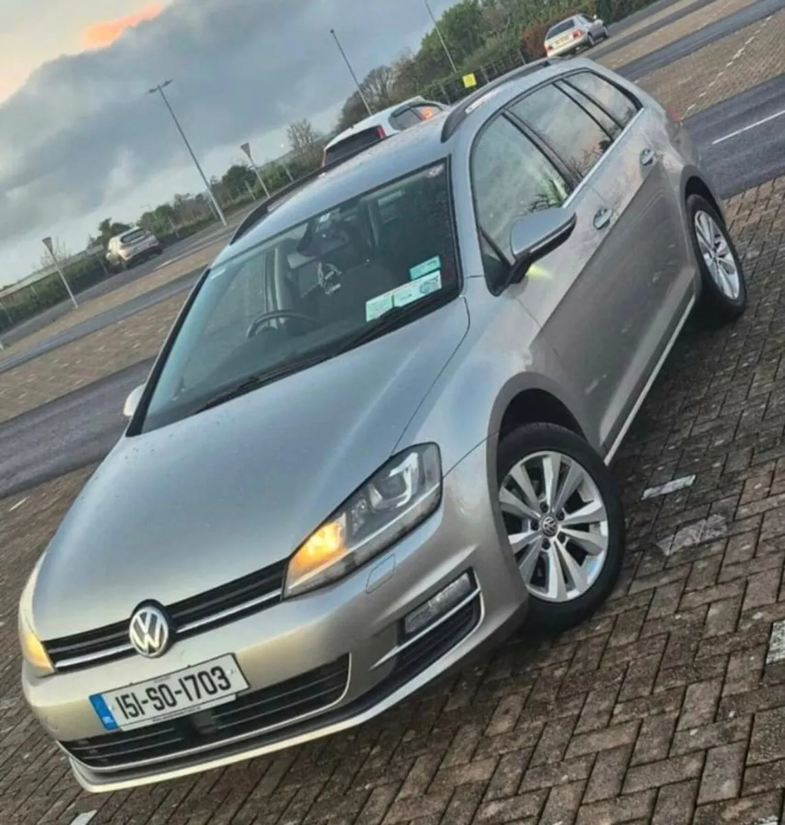 Volkswagen Golf 2015 estate auto 1.2 - Image 1