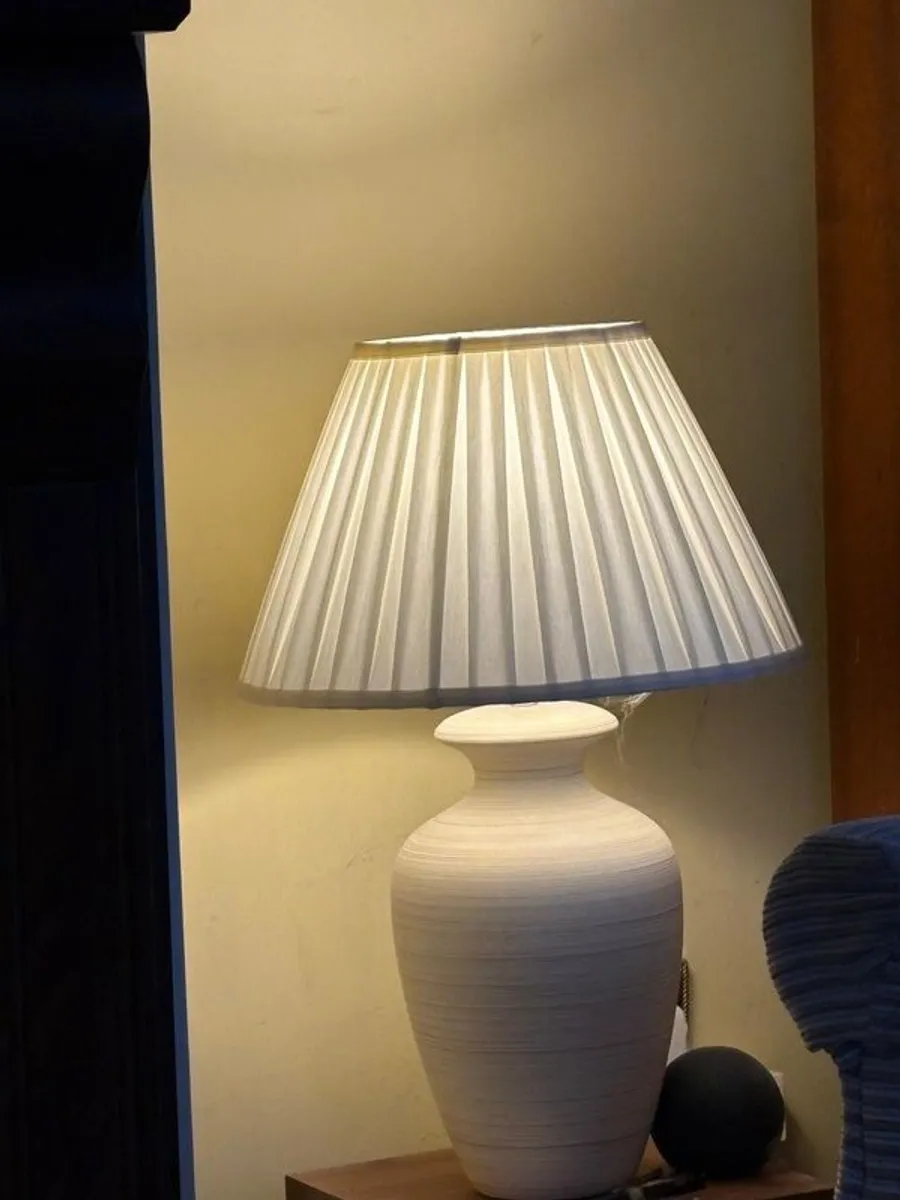 3 identical table lights - Image 4