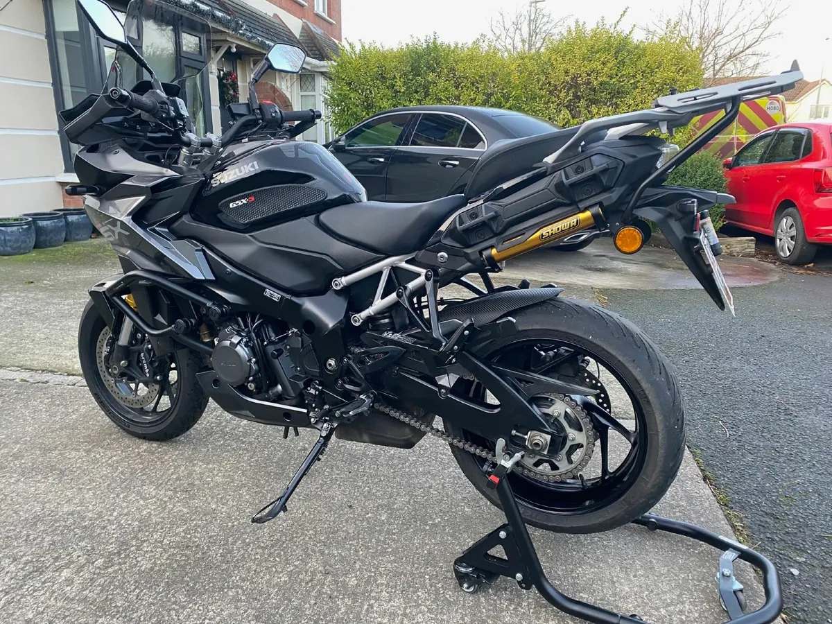 Suzuki GSX S 1000 GX 2024 - Image 3
