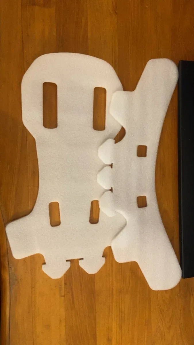 Old style hurling helmet padding