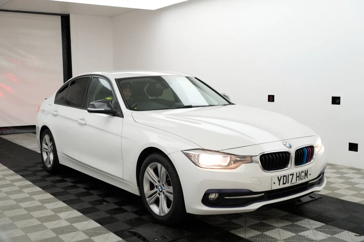 2017 BMW 3-Series 318i - Image 1