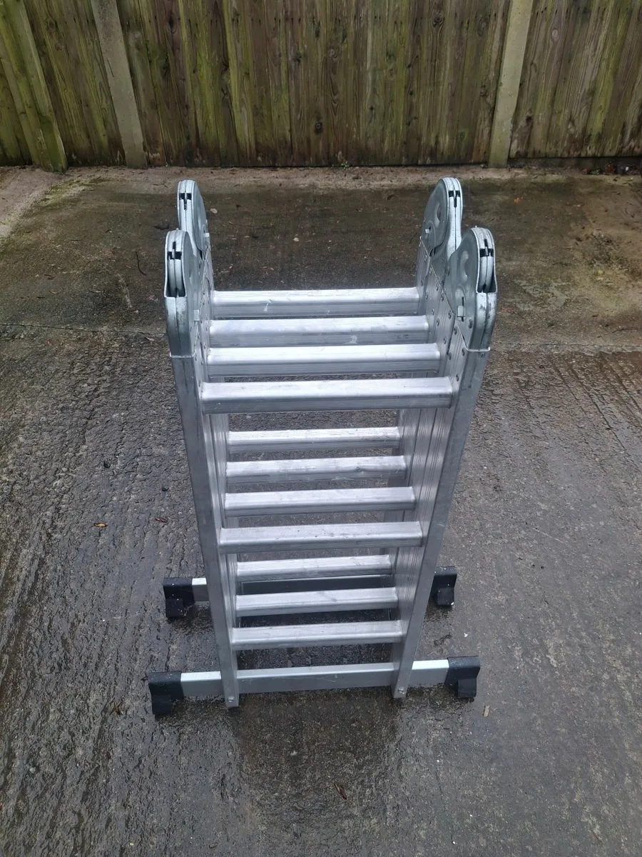 Step ladder - Image 4