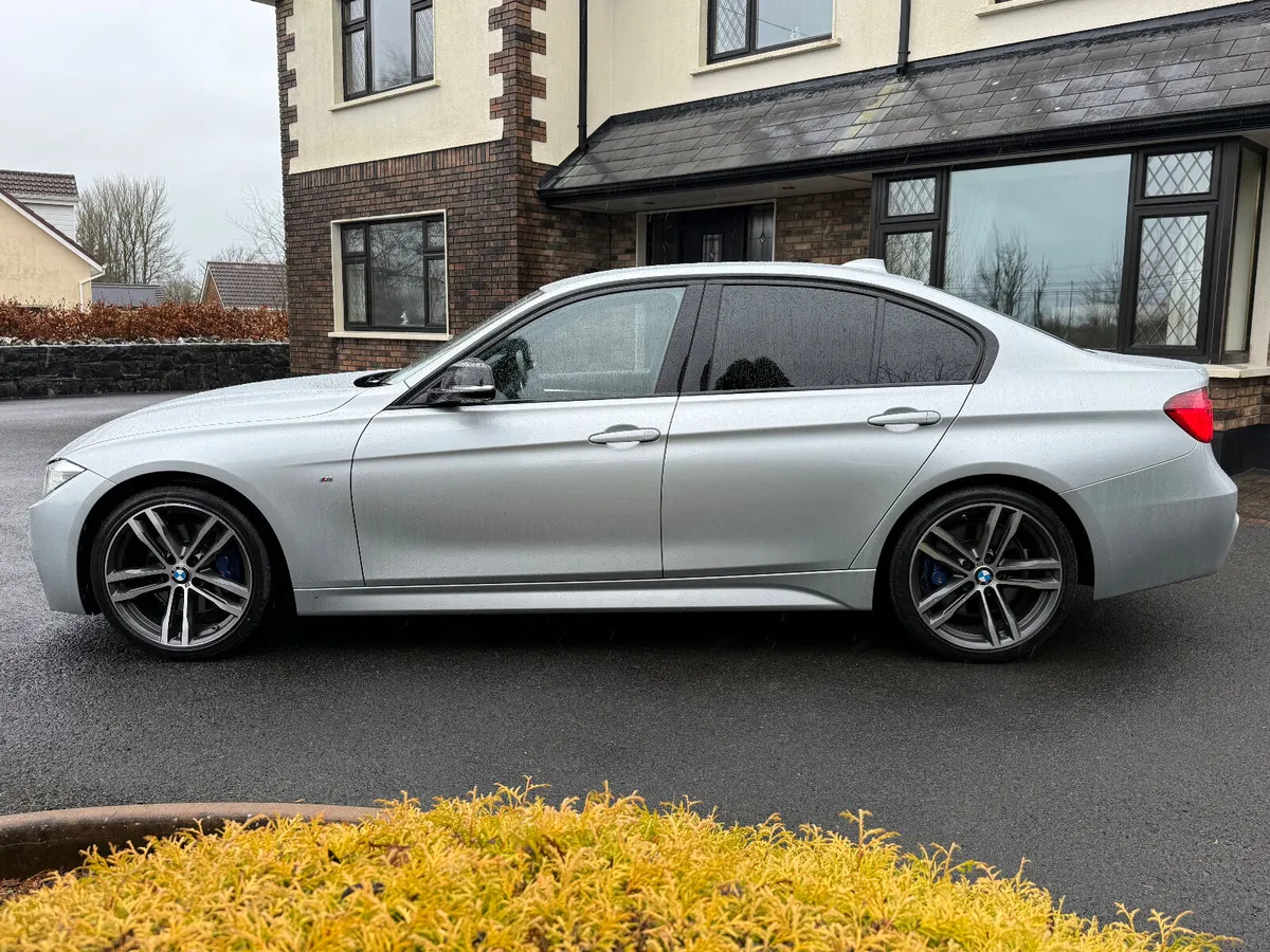 Immaculate BMW 320i M Sport Shadow Editon! - Image 4
