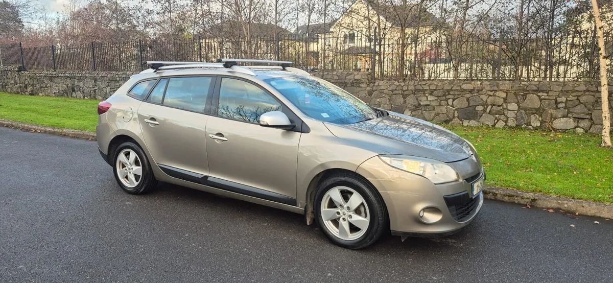 11 Renault Megane Estate NCTd - Image 1