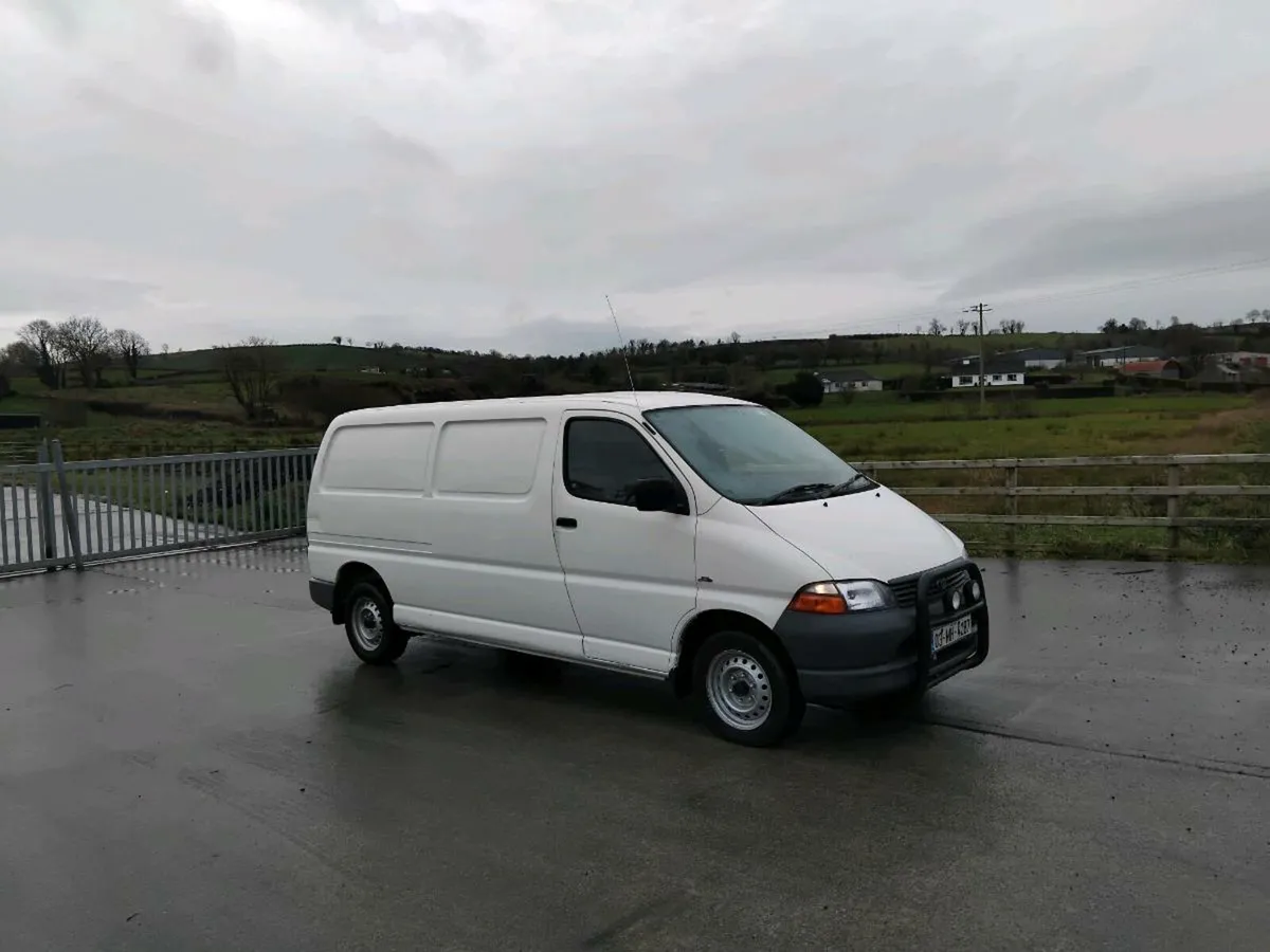 2003 hiace test 21/09/26 tax 02/26 - Image 2