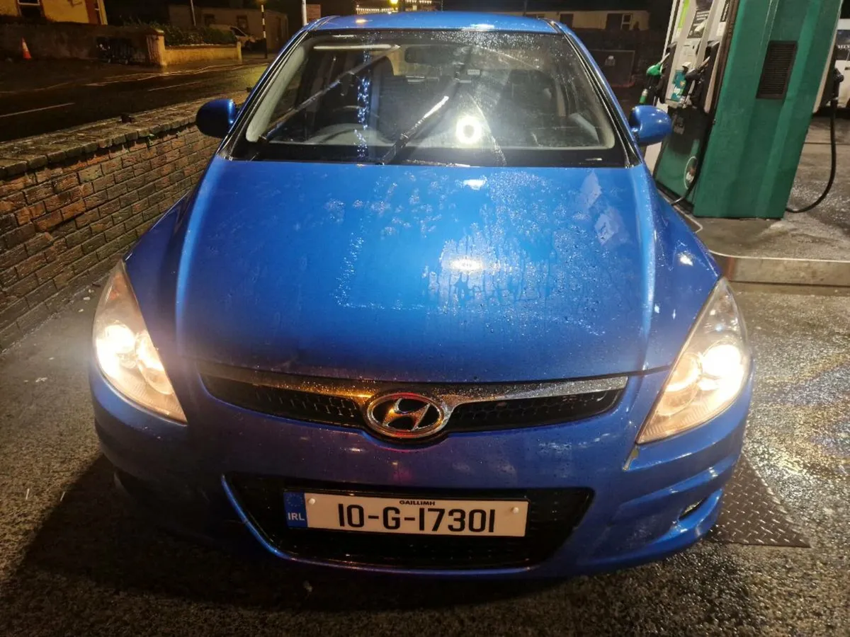 10 HYUNDAI I30 AUTOMATIC NEW NCT 3/27 €2,250ONO! - Image 2