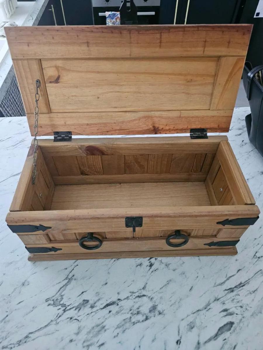 Wooden box - Image 3