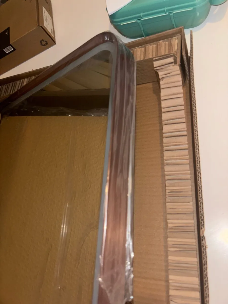 Bronze/gold illuminated mirror 500 x700mm - Image 3