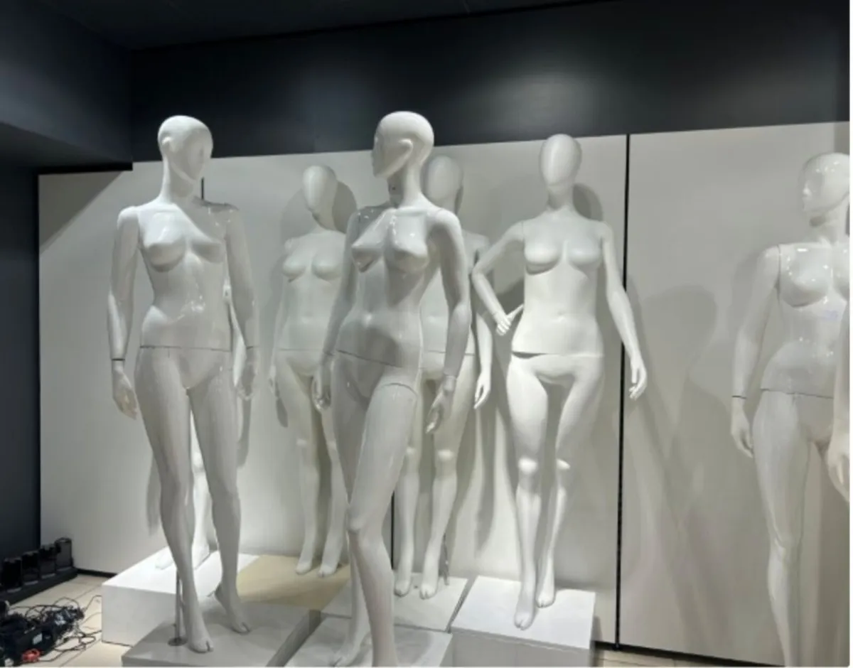 Mannequin  Clothes Model - Image 2