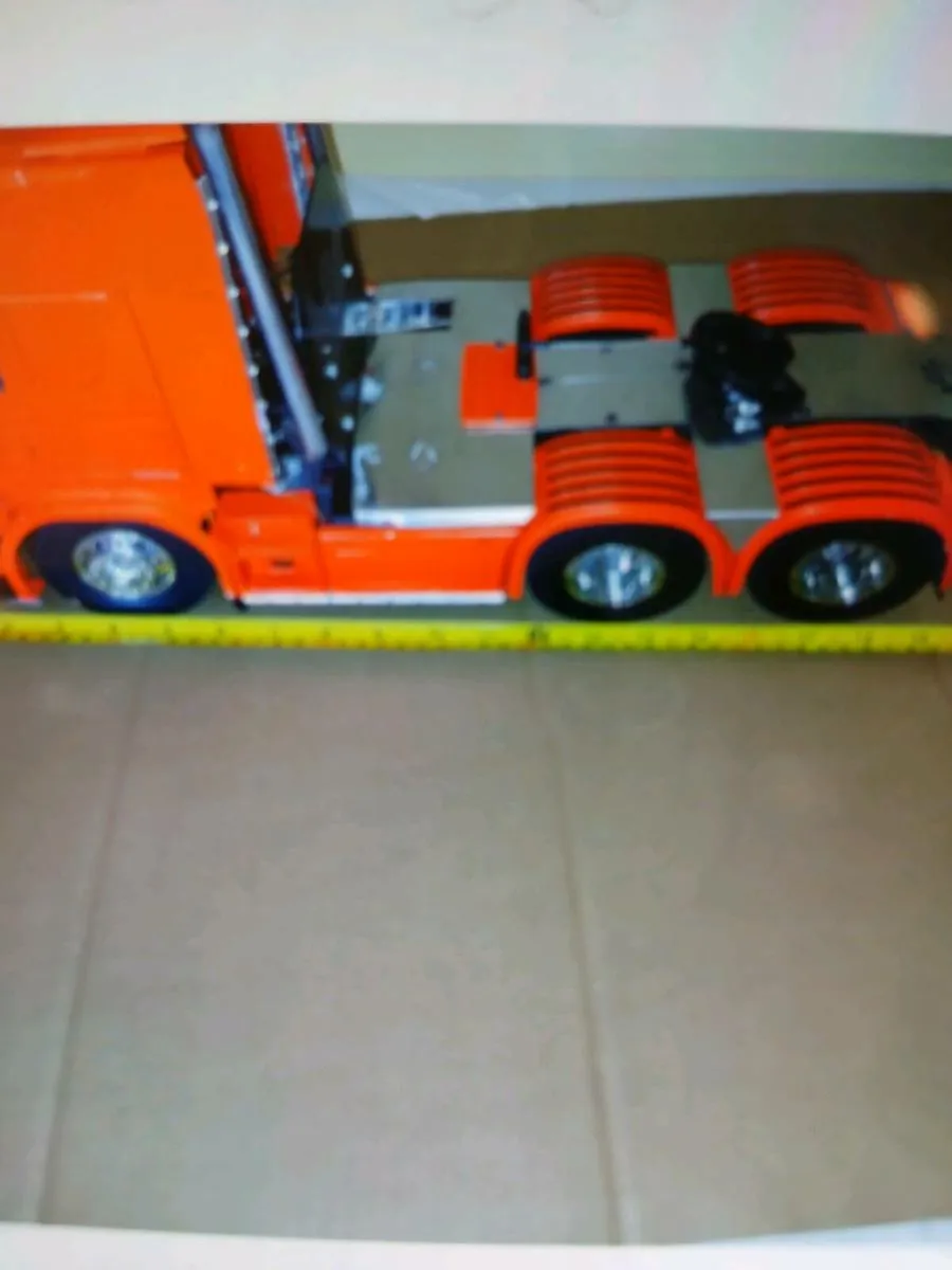 REMOTE CONTROL LORRY - Image 4