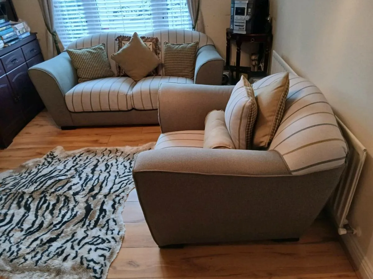Sofa and chair - Image 2