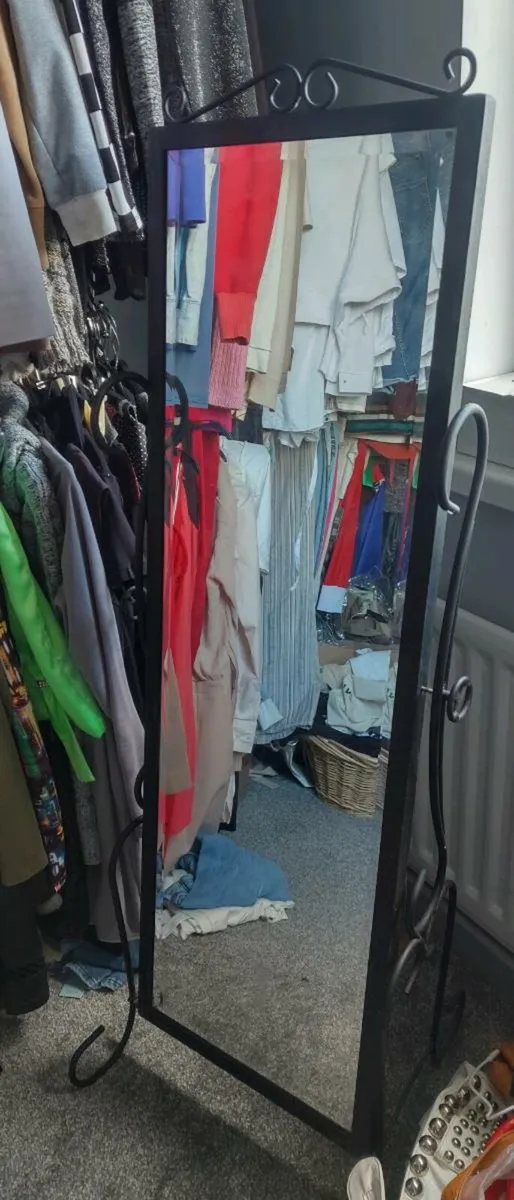 Iron cast free standing mirror black - Image 1