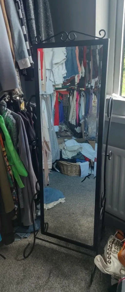 Iron cast free standing mirror black - Image 3