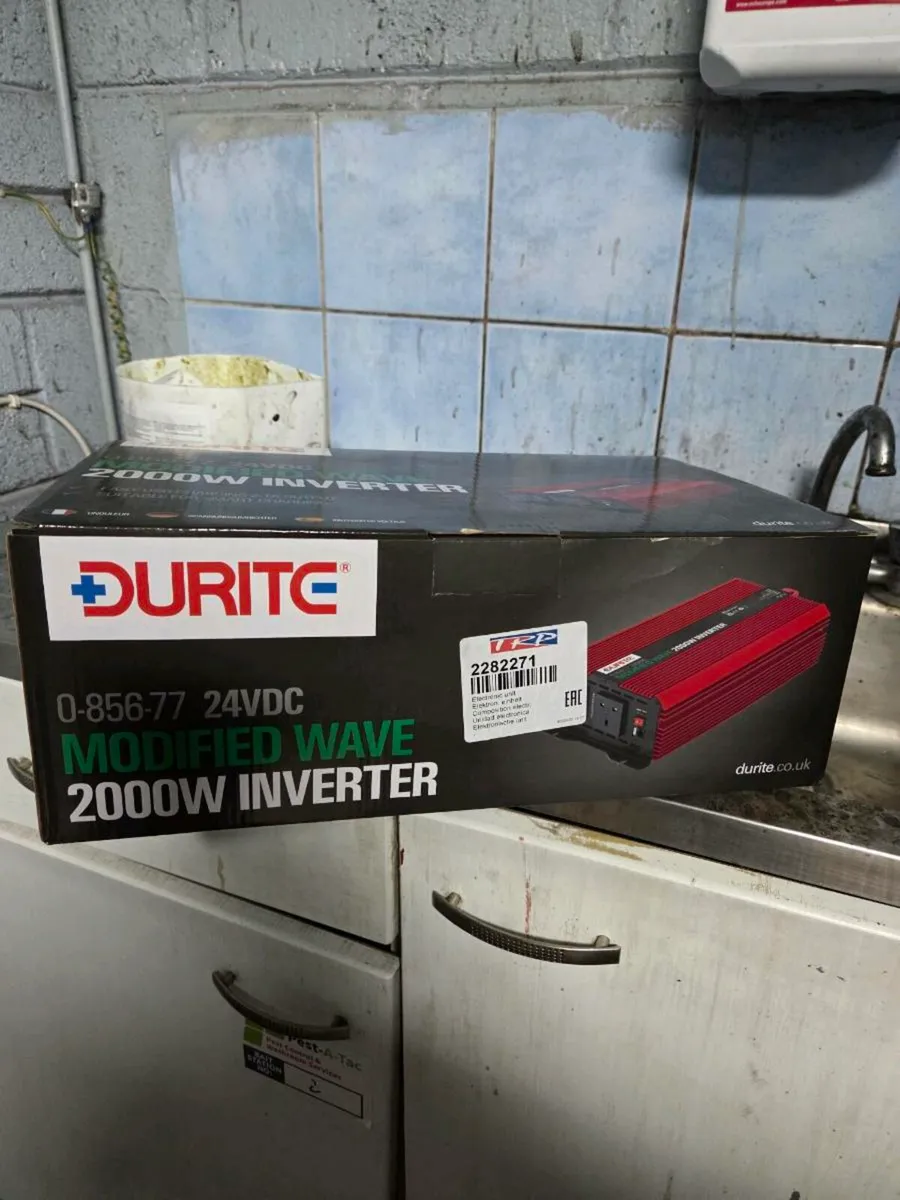 2000W 24V DC to 230V AC Compact Modified Wave Volt - Image 2