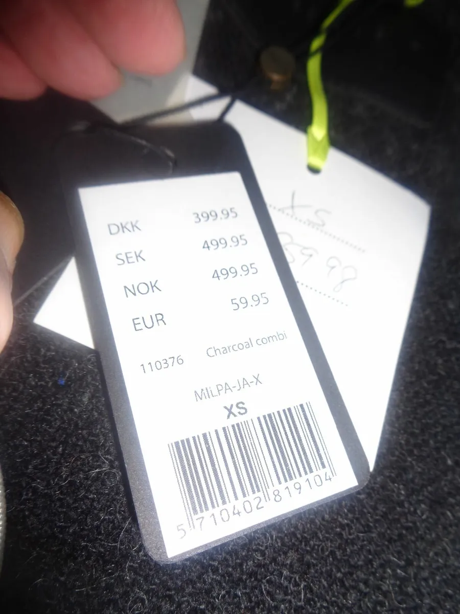 FreeQuent Ladies Coat for Sale - Image 4