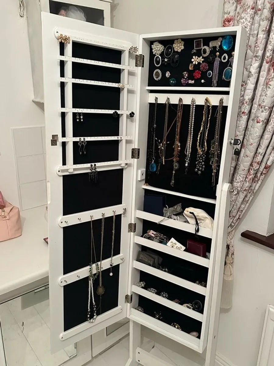 Jewellery Mirror - Image 2