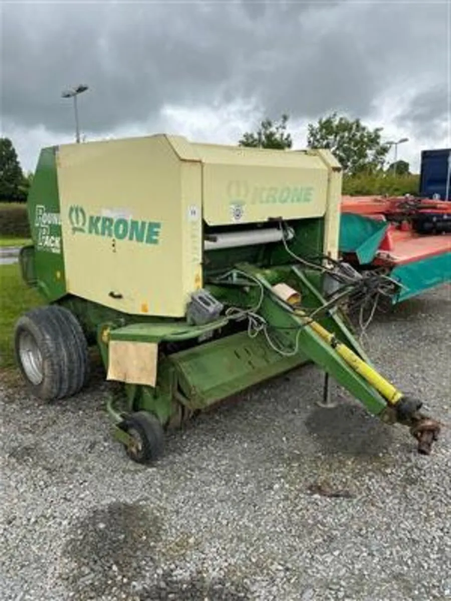 Krone 1250 roundpack baler
