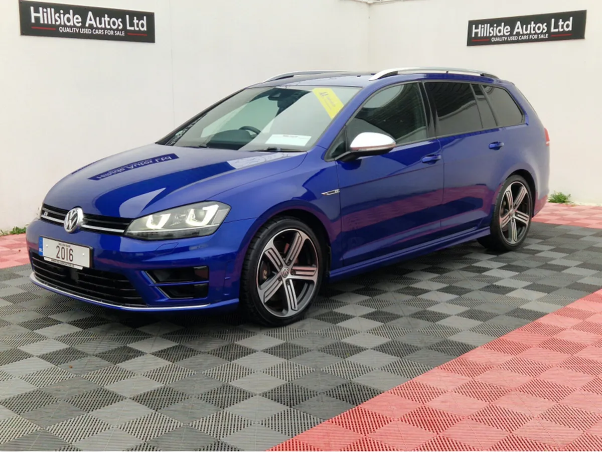 Volkswagen Golf R VARIANT 2.0 PETROL  AUTOMATIC, F - Image 4