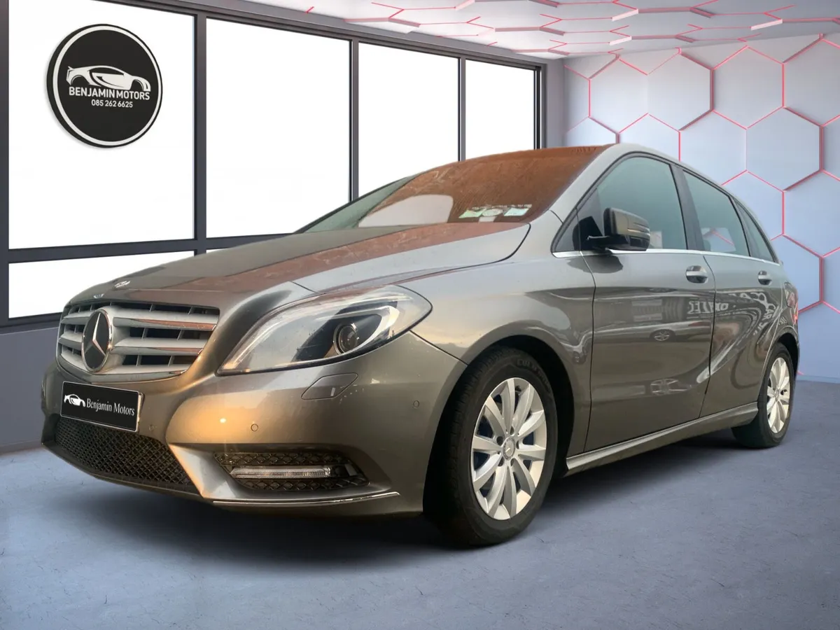 Mercedes-Benz B-Class 2013 Automatic Low Miles - Image 1