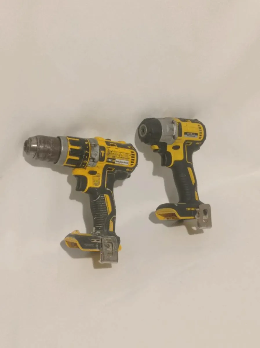 DeWalt Cordless Drill & Impact Set - Image 2