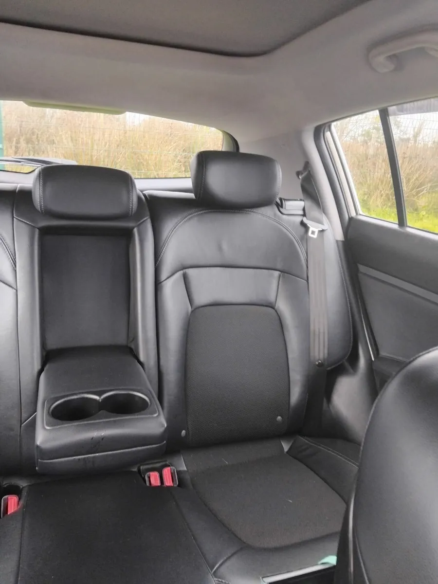 Kia Sportage 2011 - Image 4