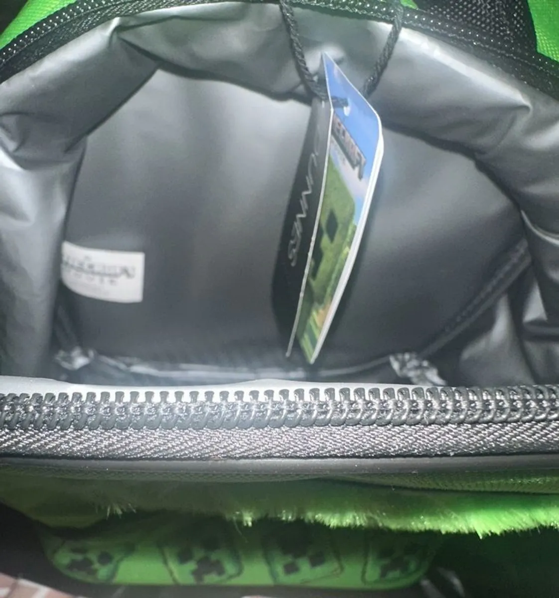 Minecraft school lunchbox - Image 4