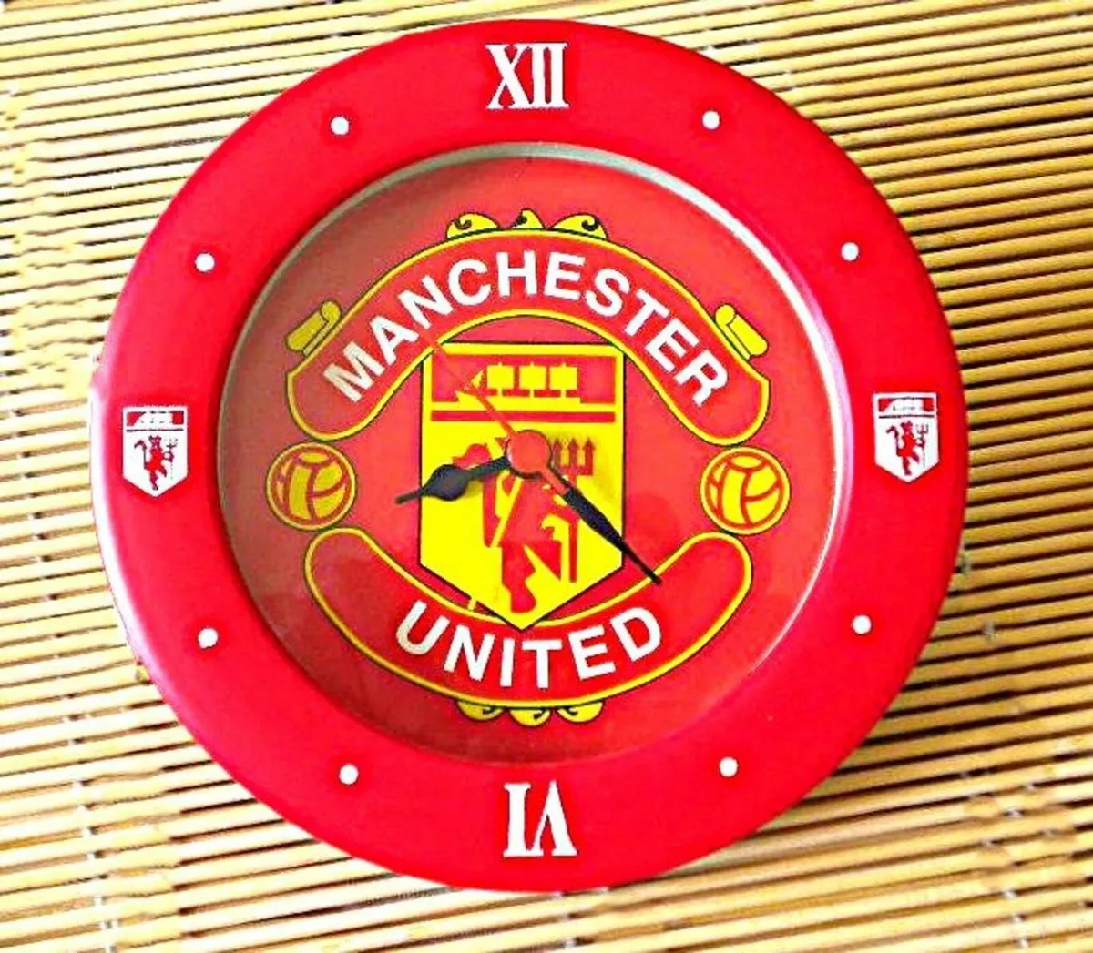 Man U alarm clock, Free Post - Image 1