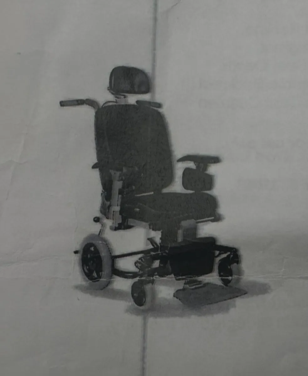 Wheelchair - Image 4