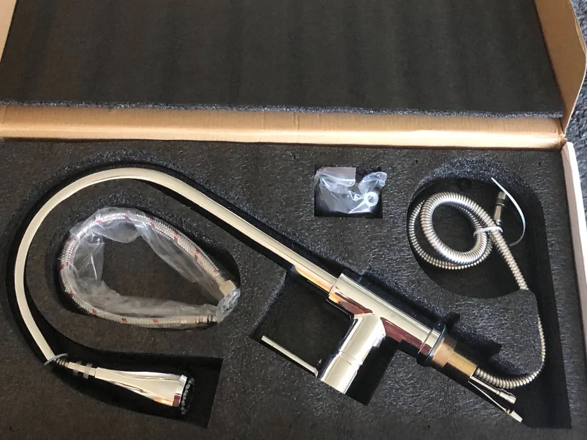 Kitchen mixer tap pull out dual spray spout - Image 2