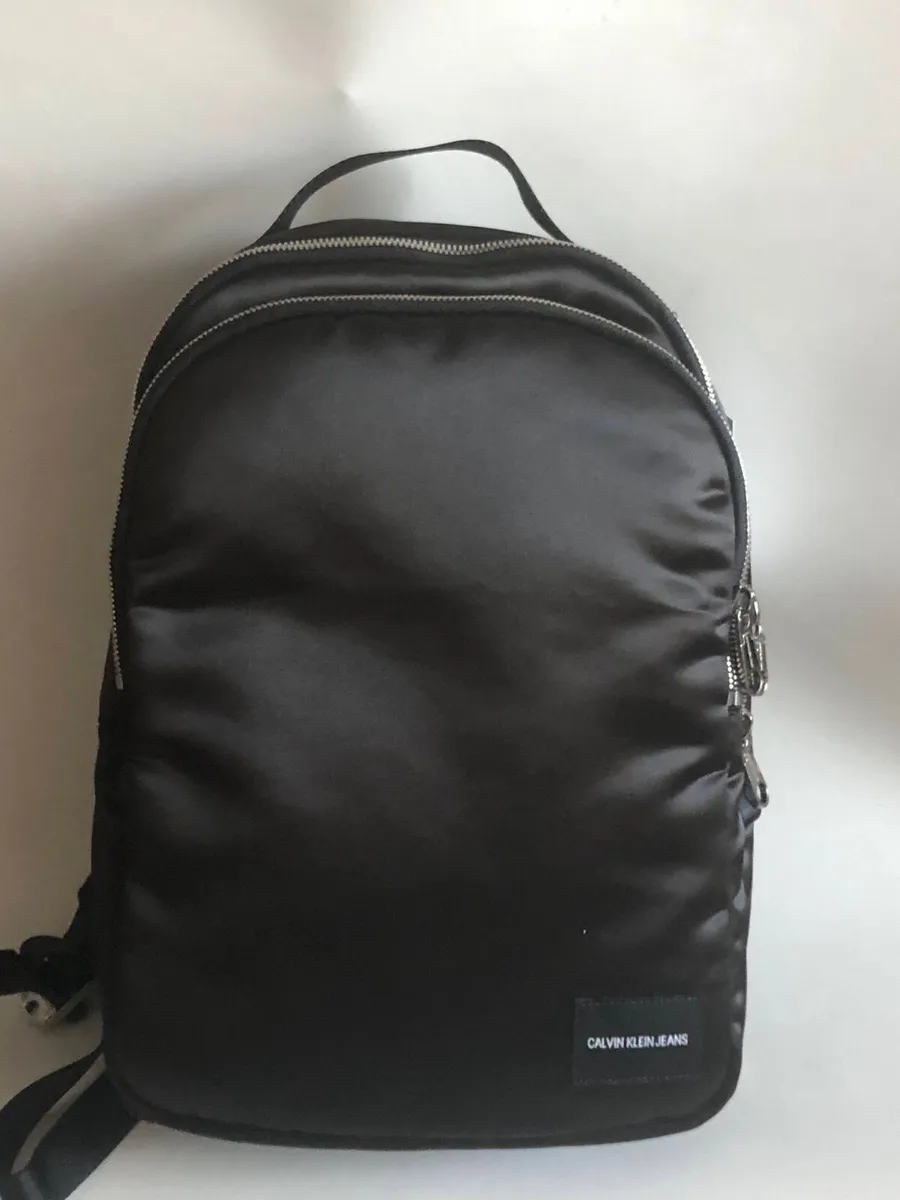 Calvin Klein bag pack satin black - Image 1