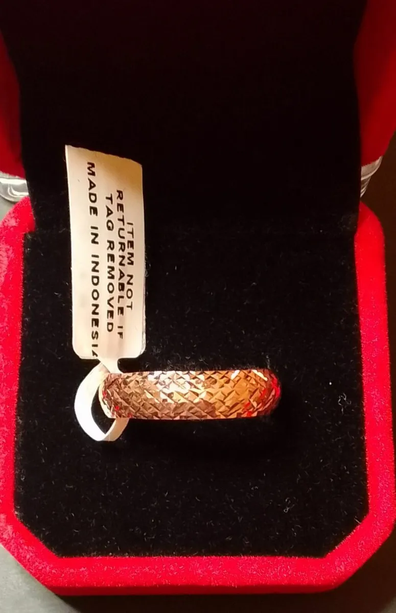 New Rose gold band ring size R and 1/2 - Image 1