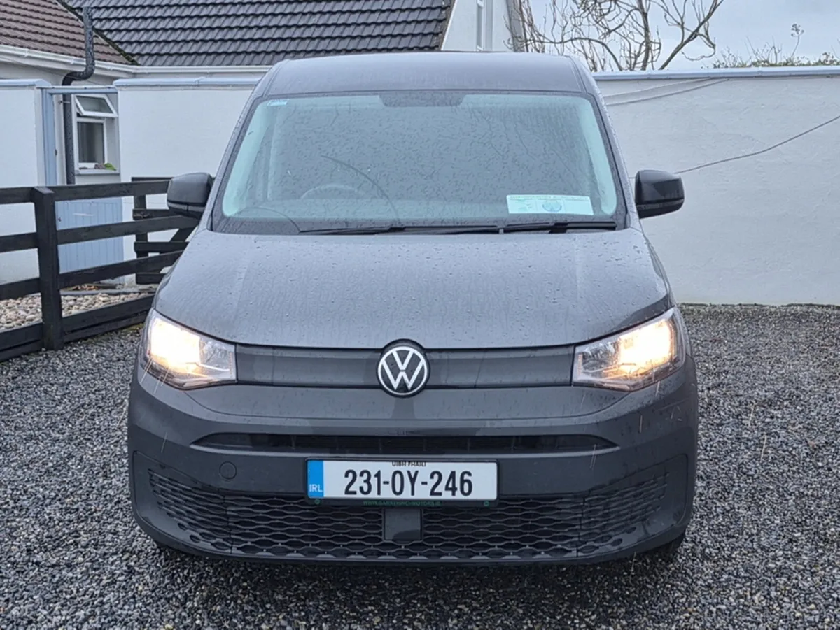 Volkswagen Caddy Cargo Van 2.0 Diesel , 6 speed ma - Image 3