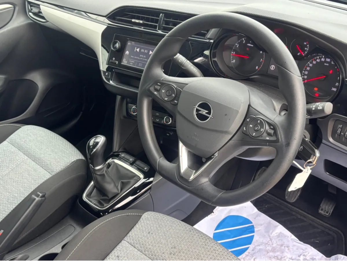 Opel Corsa SC-1.2 75PS-PET-5SP 4DR - Image 2