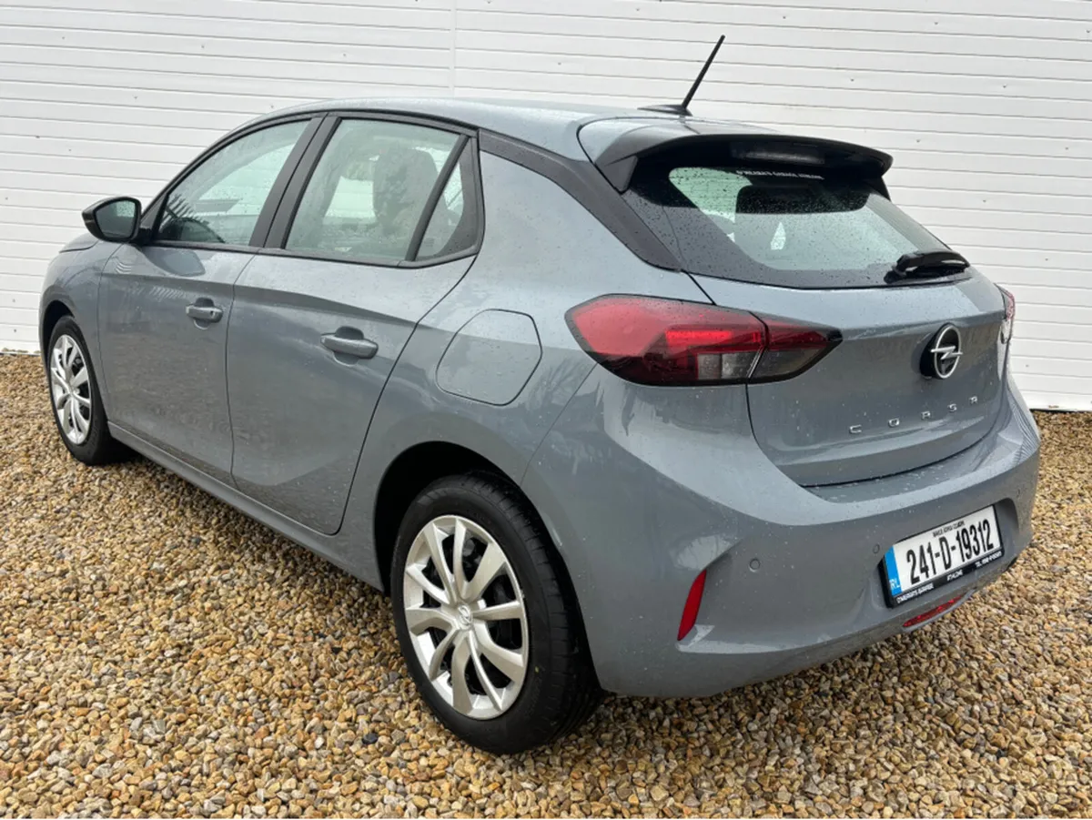 Opel Corsa SC-1.2 75PS-PET-5SP 4DR - Image 4