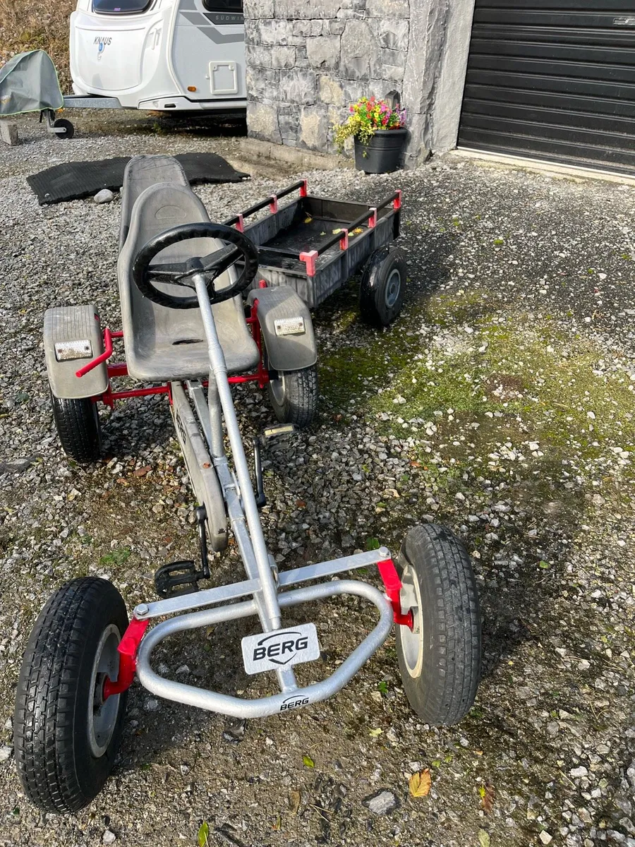 Berg John Deere go kart - Image 4