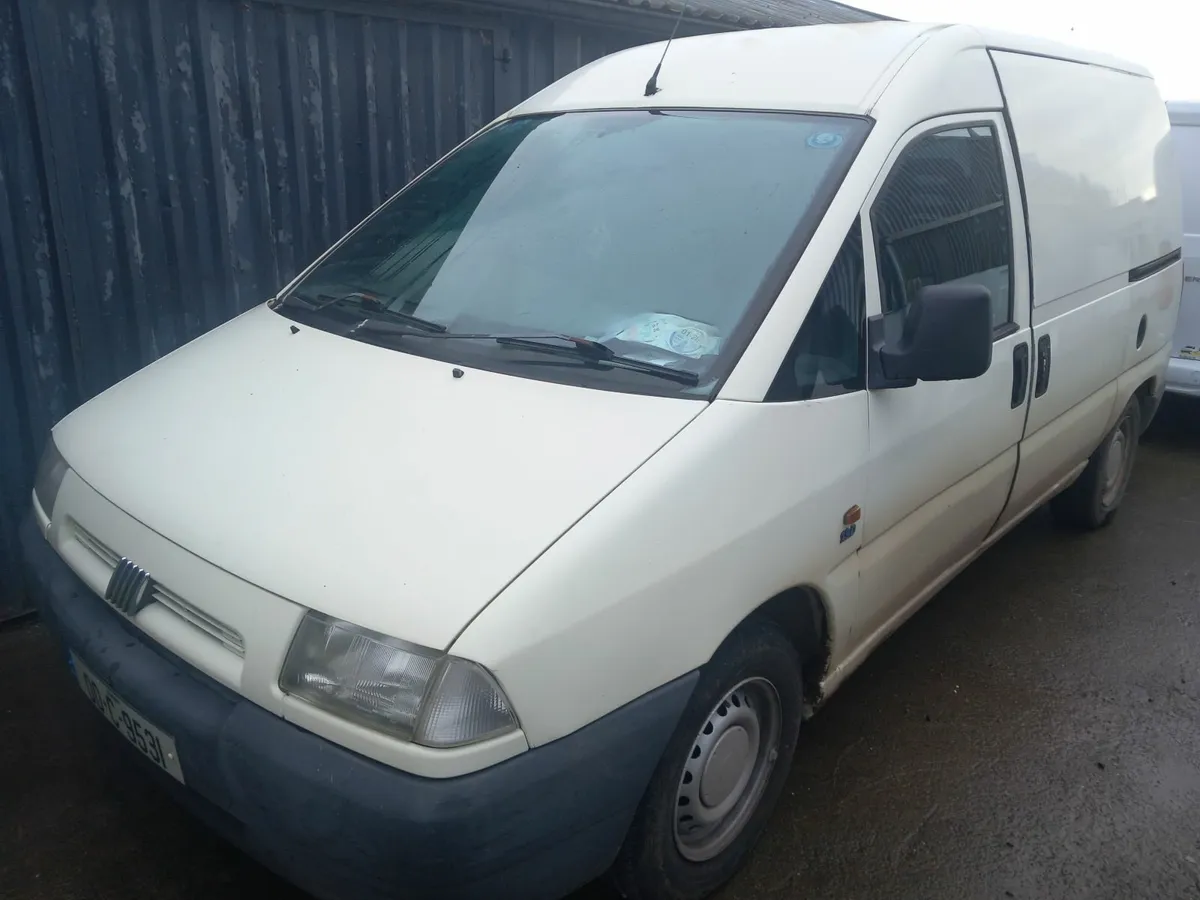 Van with tax & Doe - Image 1