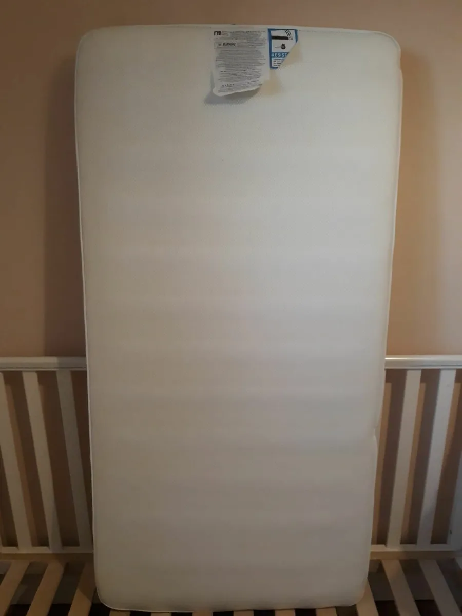 Mothercare cot bed and mattress - Image 4