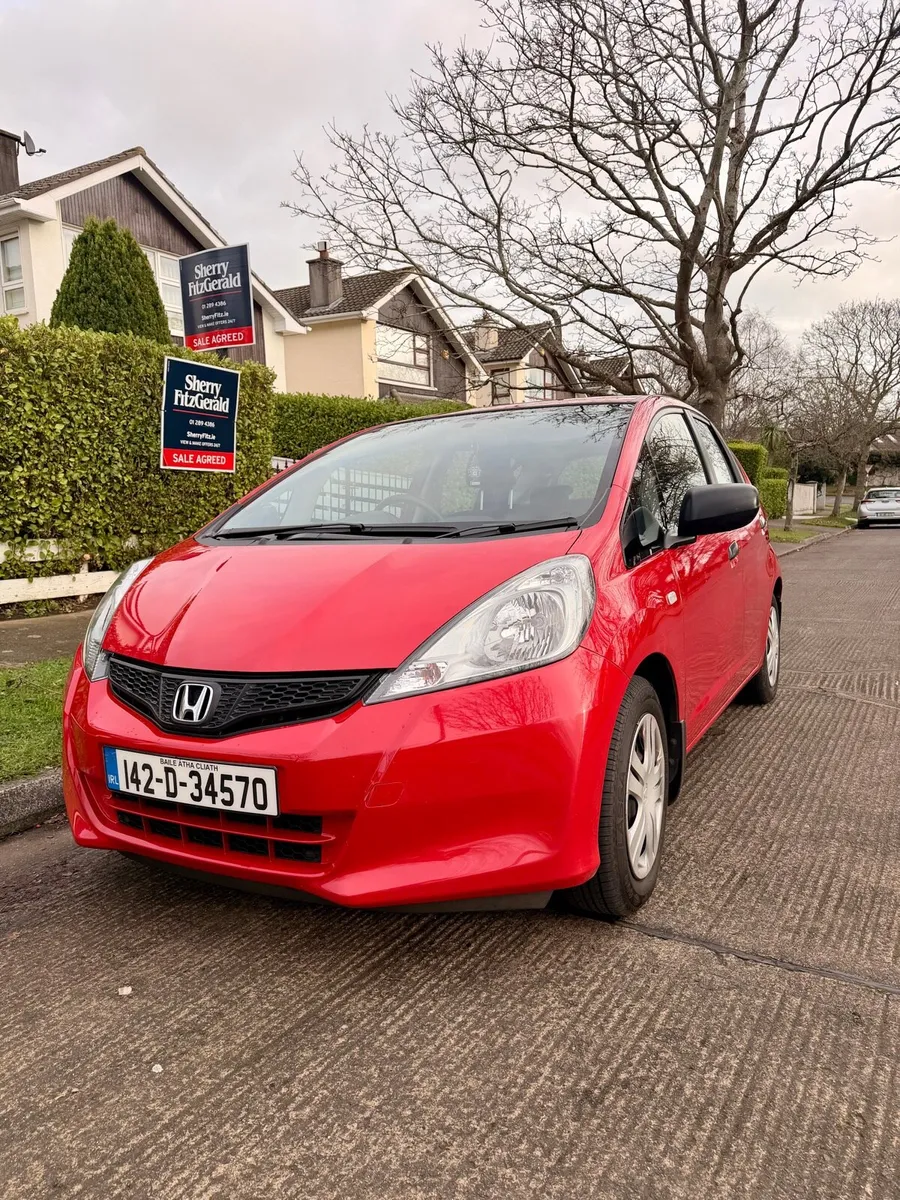 Honda Jazz Full Service History Low Mileage - Image 3