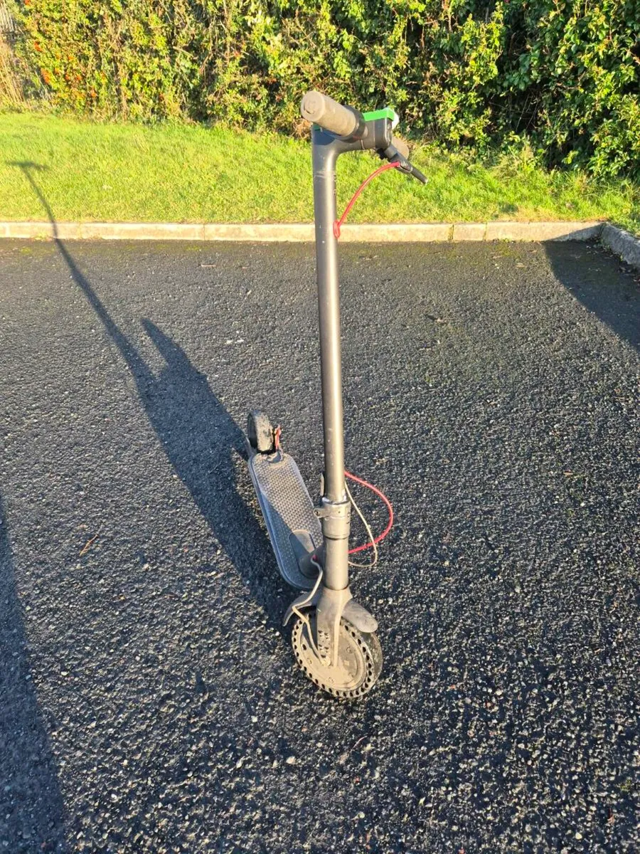 Xiaomi Electric  Scooter - Image 2