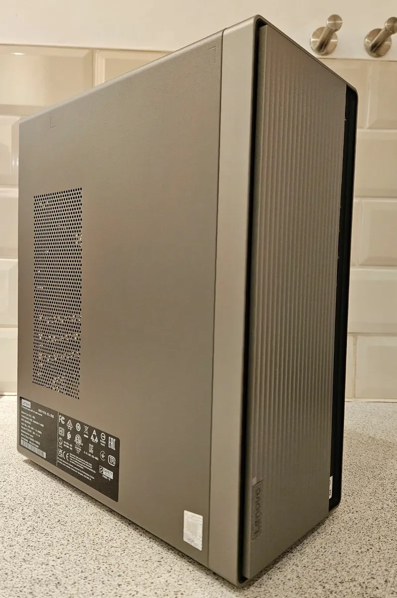 Desktop PC, i3 4.4 GHz, 256GB SSD, 4 GB RAM, Win11 - Image 3
