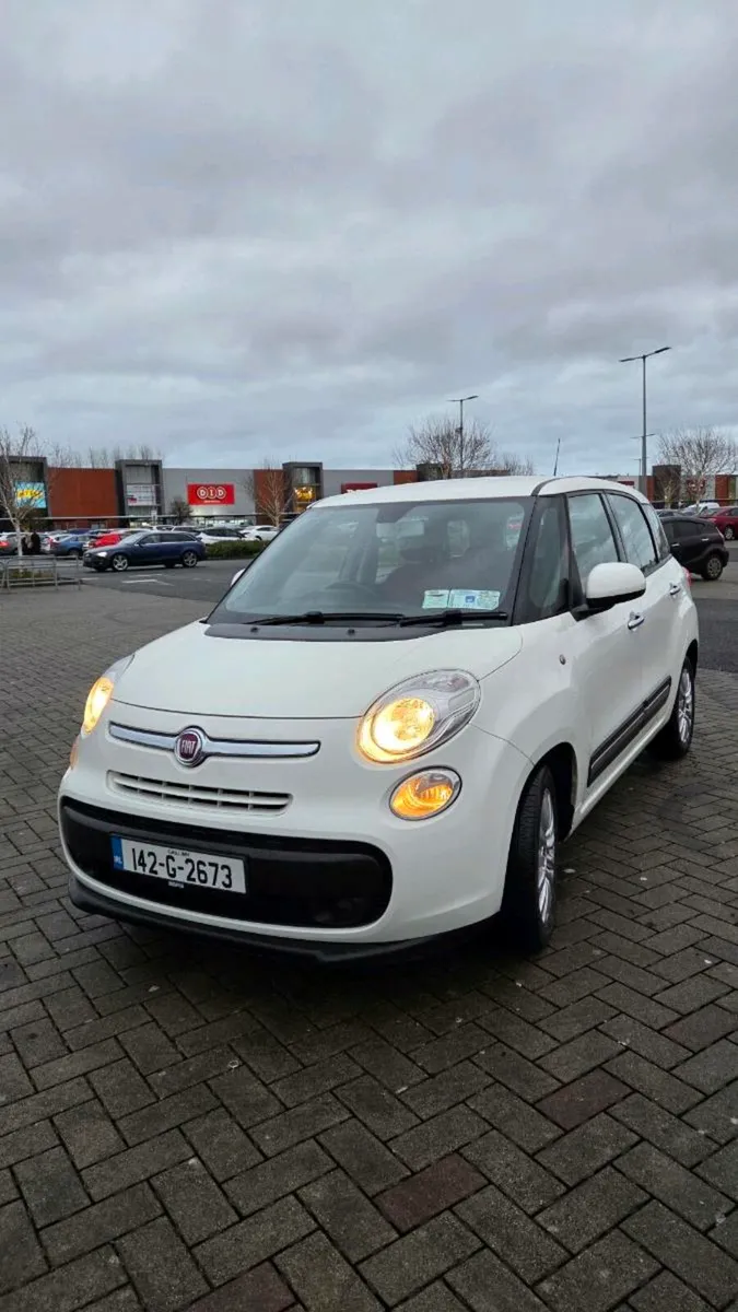 Fiat 500l 7 seats - Image 2