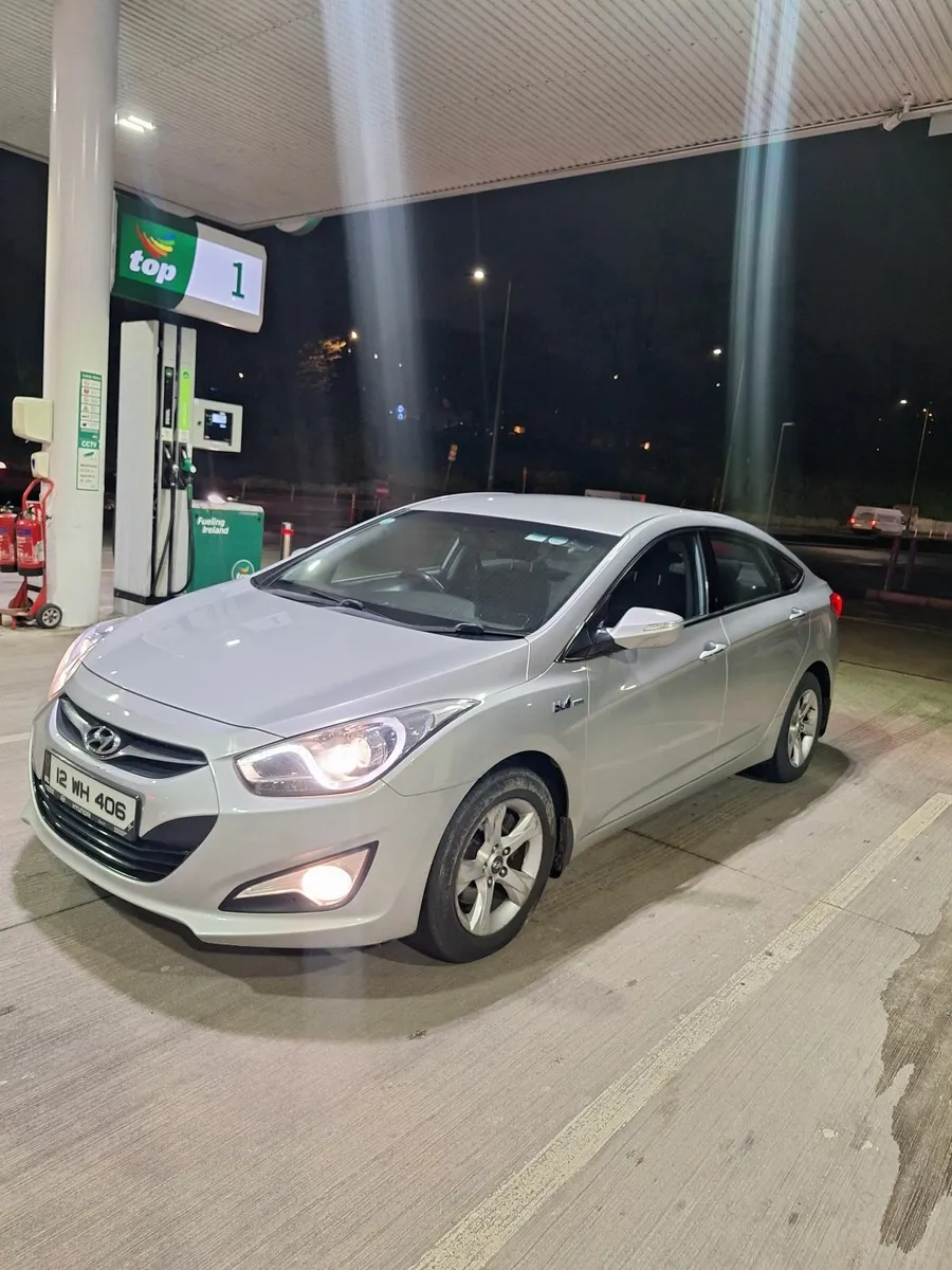Hyundai i40 2012 - Image 1