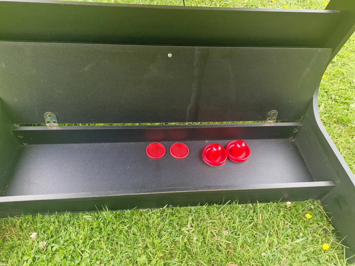 6 ft Foldable Airhockey table - Image 2