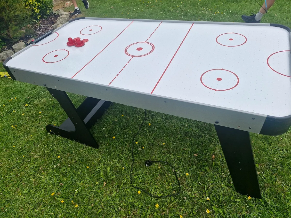 6 ft Foldable Airhockey table - Image 4