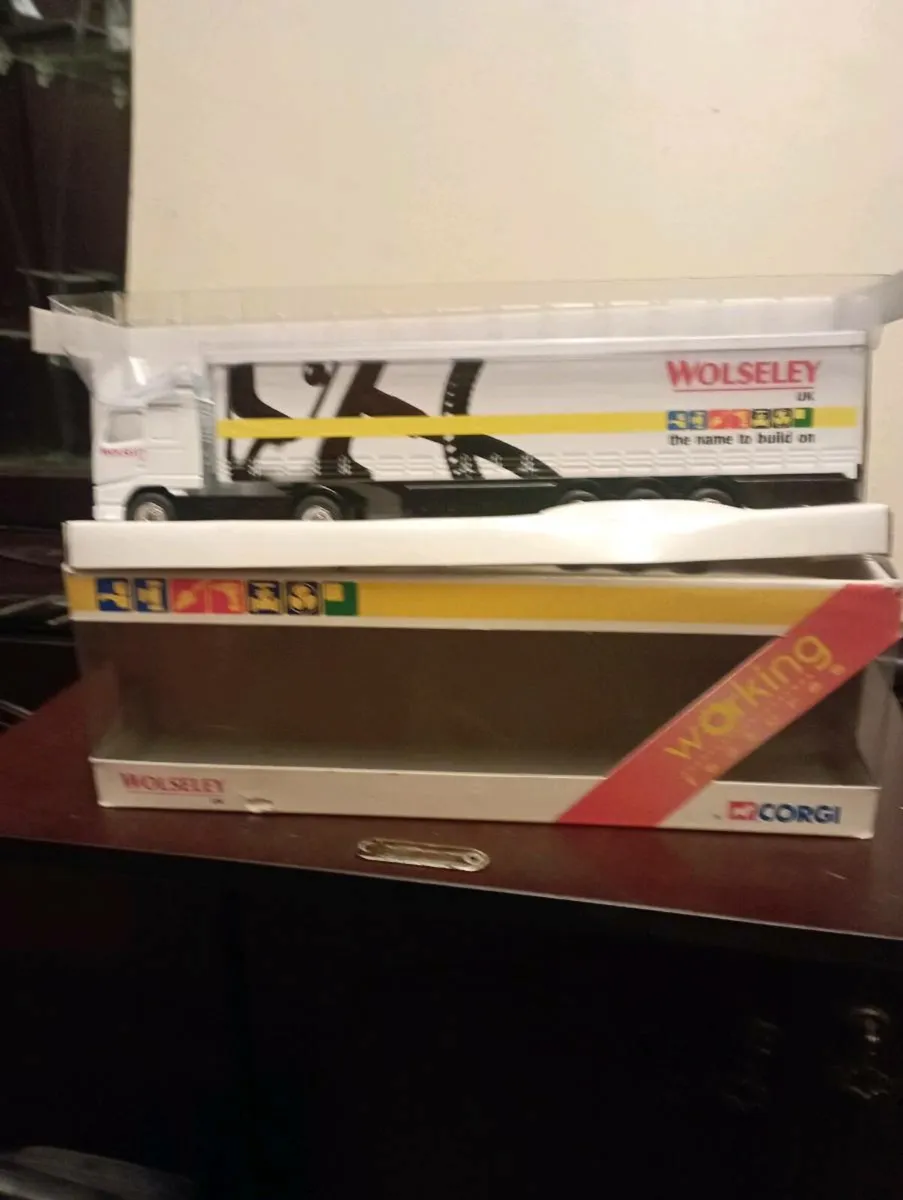 CORGI WOLSELEY DIE - CAST TRUCK - Image 1