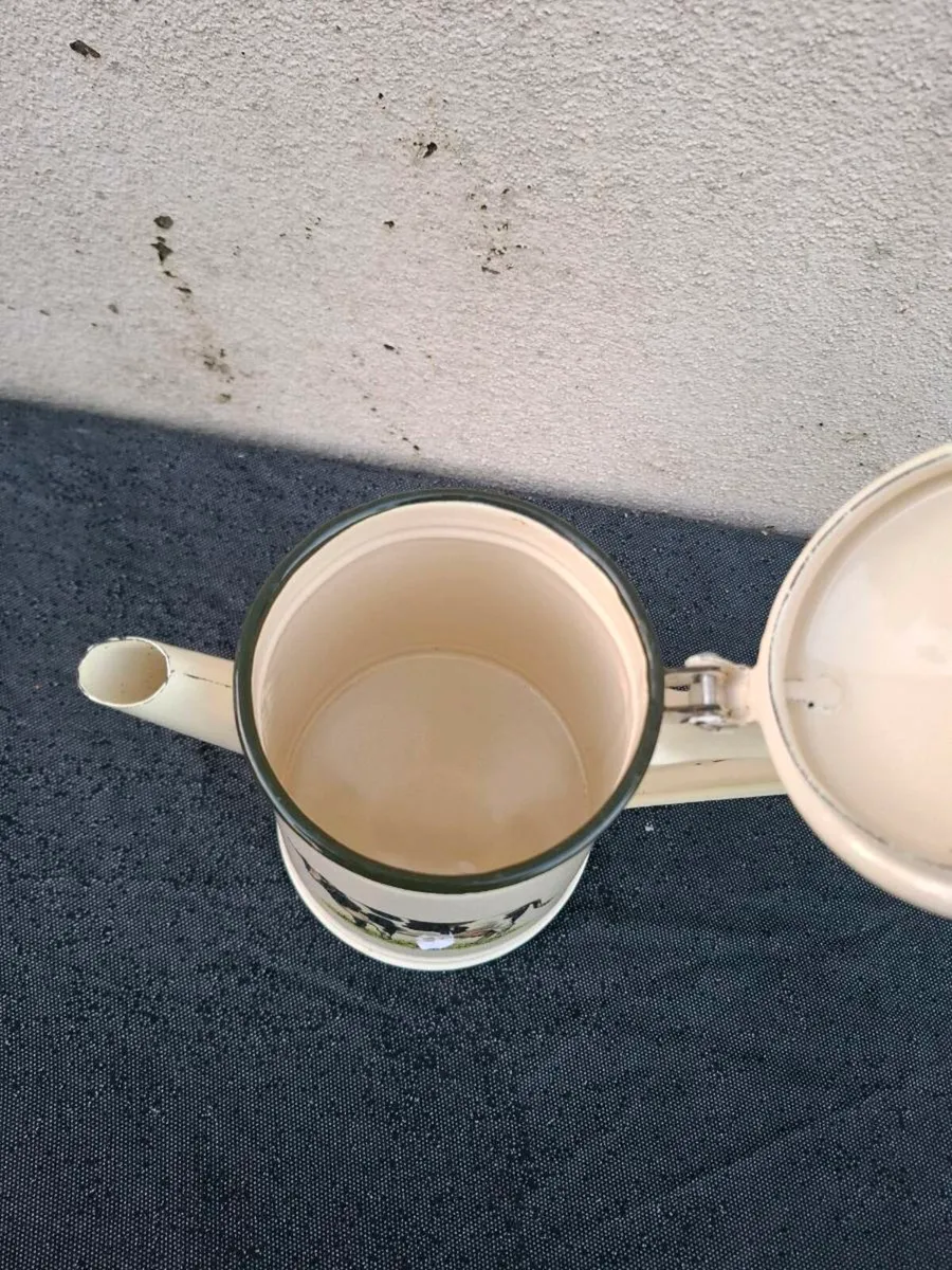 Enamel coffee pot postage possible - Image 2