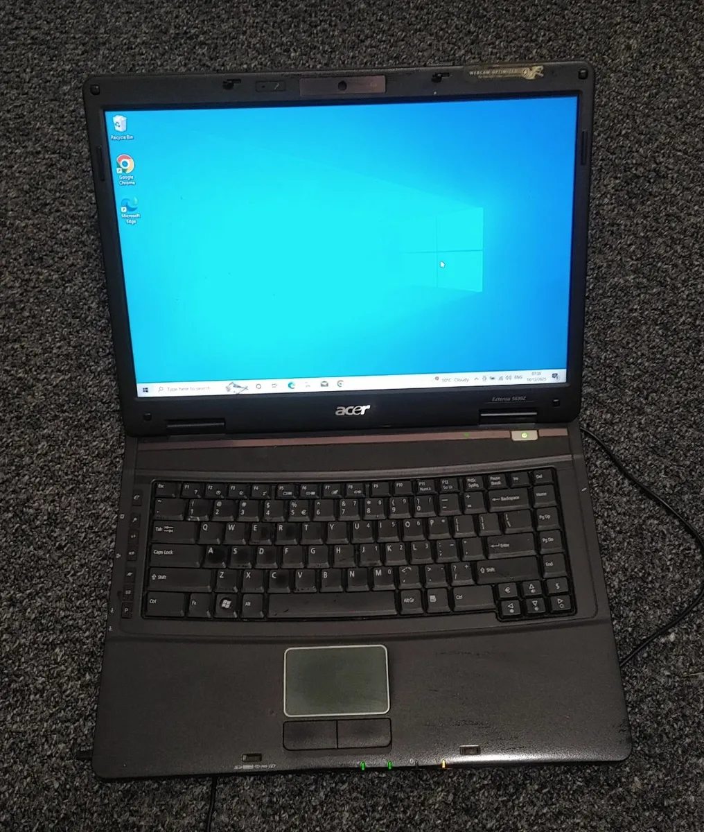 laptop - Image 1