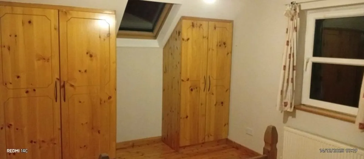 To Let, One Single Double Bed Room, In A IESENCIAL - Image 4